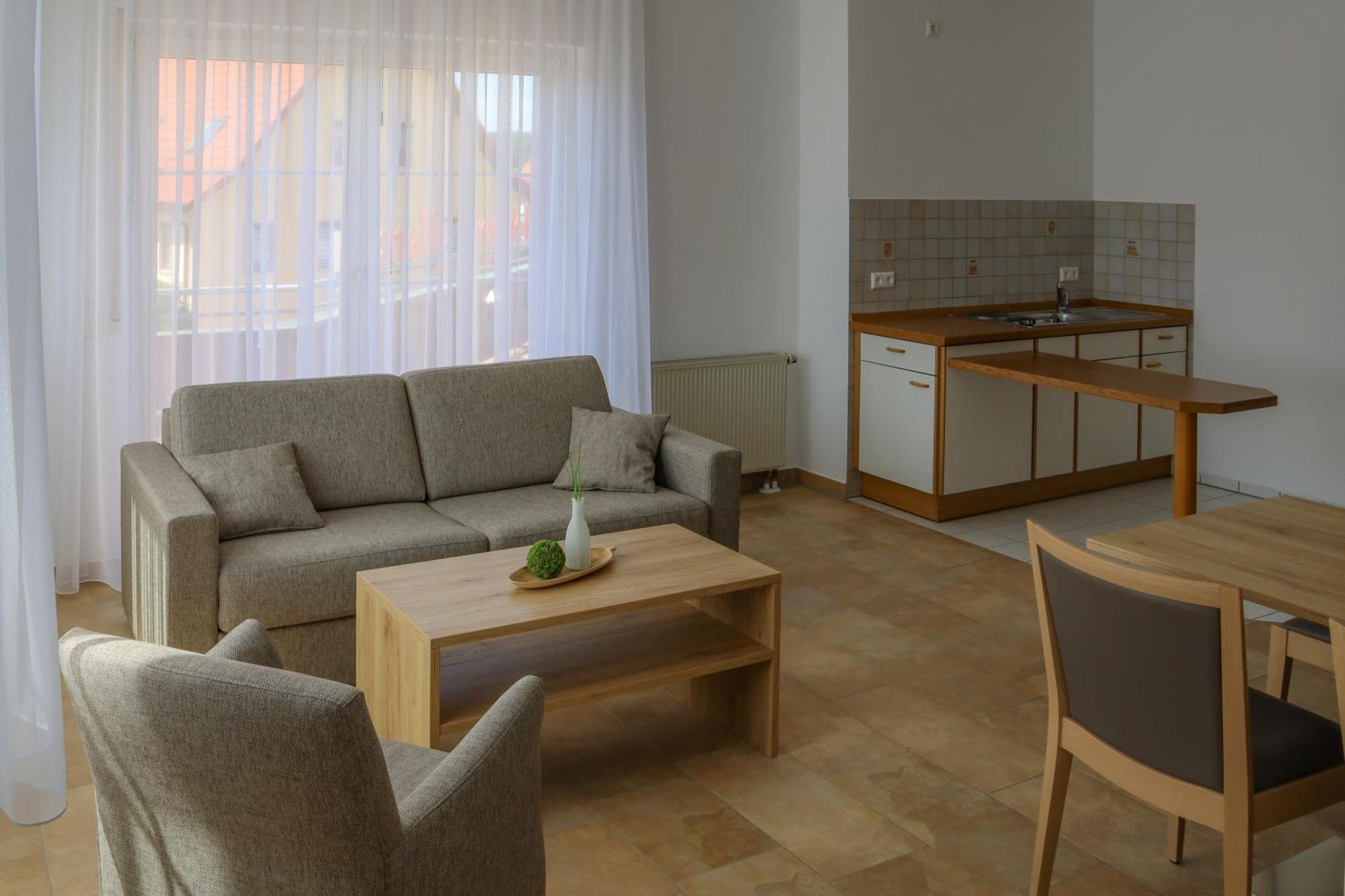 Hotel Adler Nattheim Eksteriør billede