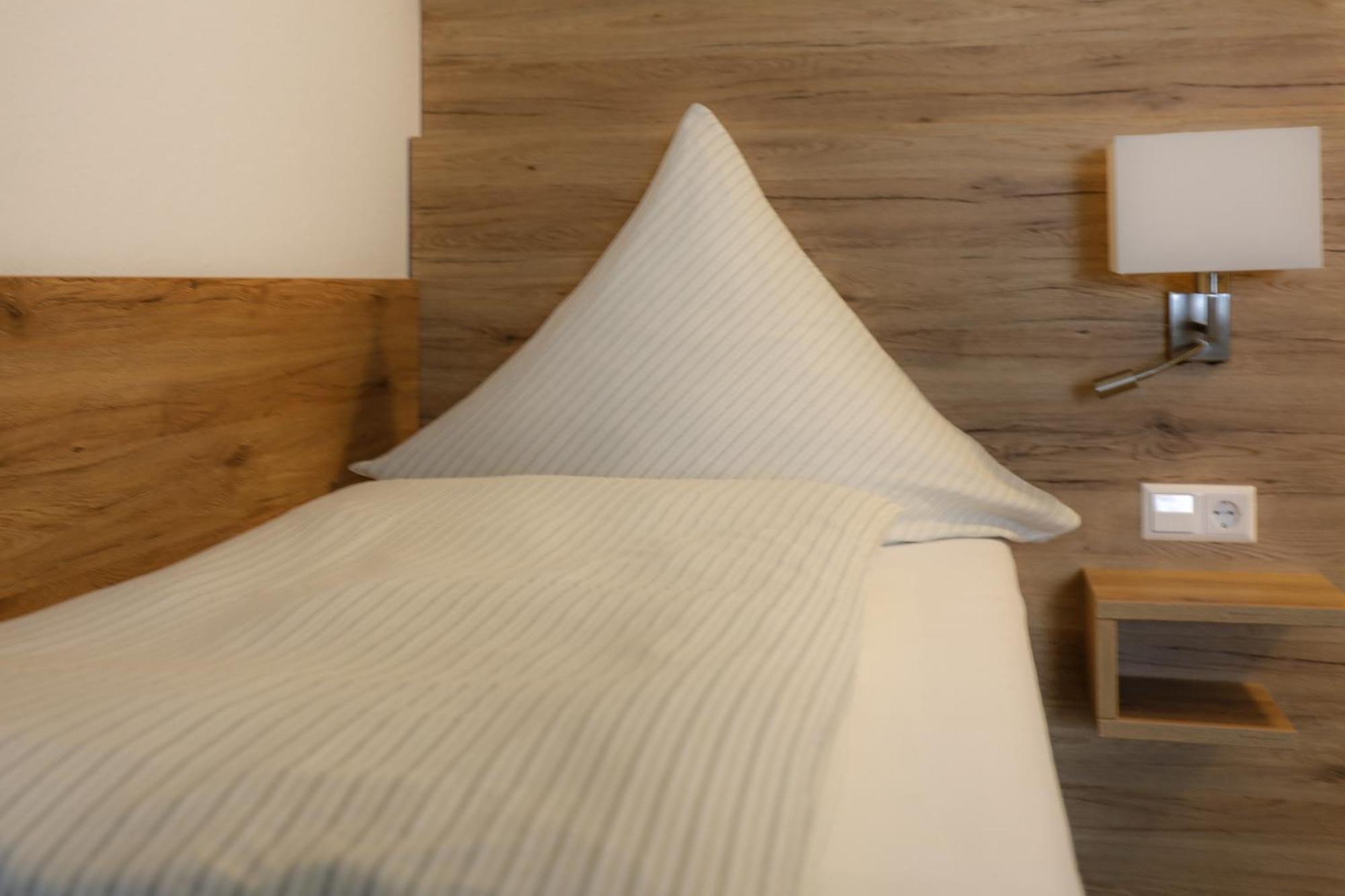 Hotel Adler Nattheim Eksteriør billede